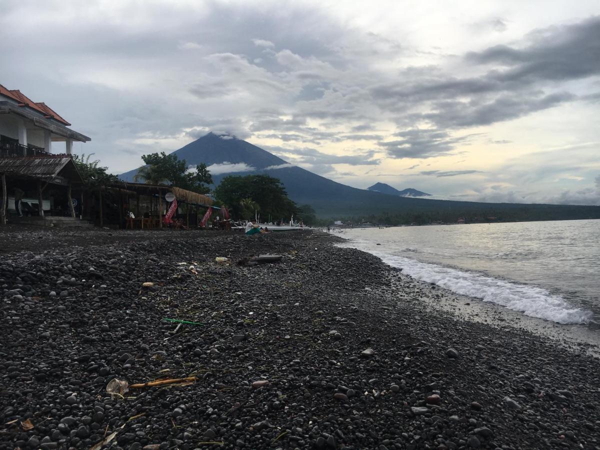 Amed Sunset Beach Exterior photo